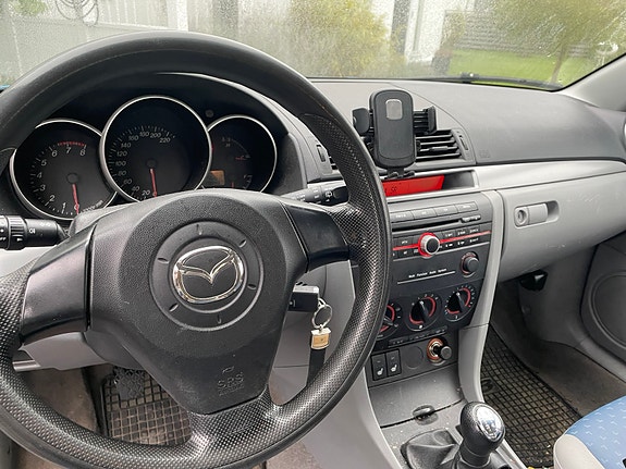 Mazda 3 5 of 5