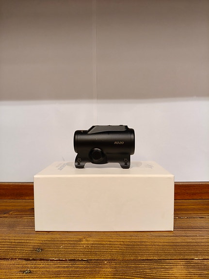 Product image 1 of 2