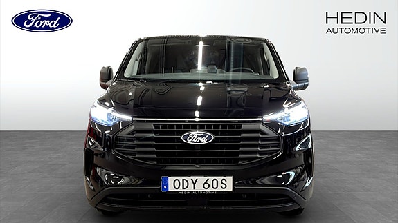 Ford Custom 8 of 9