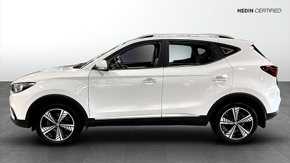 MG ZS EV 6 of 13