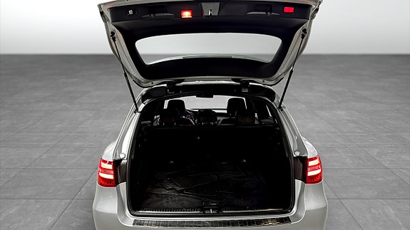 Mercedes-Benz GLC 220 d 10 of 26