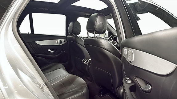 Mercedes-Benz GLC 220 d 5 of 26