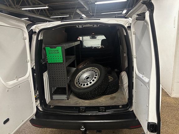 Volkswagen Caddy Maxi 6 of 6