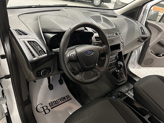 Ford Transit Connect 14 of 24