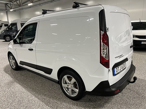 Ford Transit Connect 2 of 24