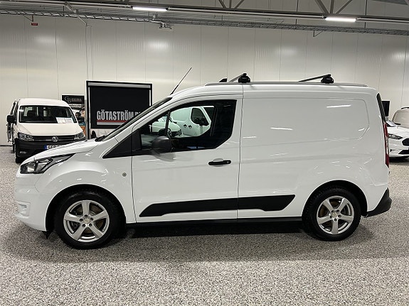 Ford Transit Connect 9 of 24