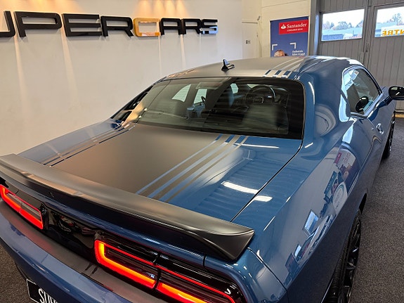 Dodge Challenger 7 of 26