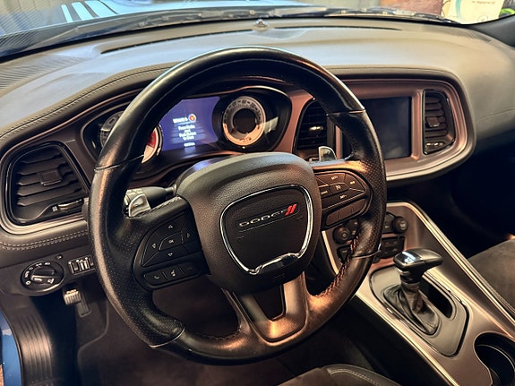 Dodge Challenger 18 of 26