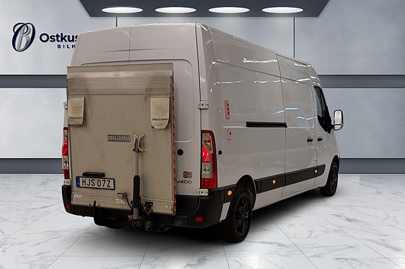 Nissan NV400 9 of 11