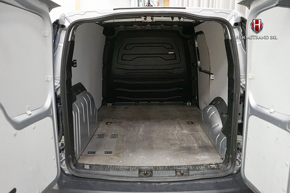 Volkswagen Caddy Maxi 8 of 18