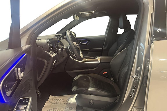 Mercedes-Benz GLC 300 e 11 of 11