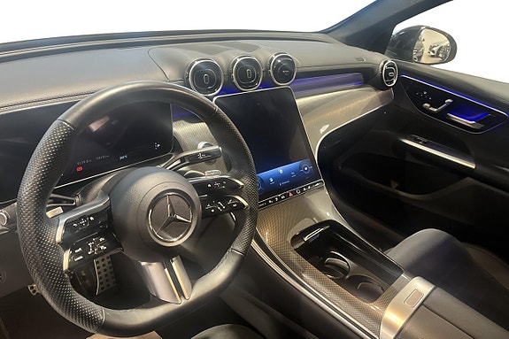 Mercedes-Benz GLC 300 e 7 of 11
