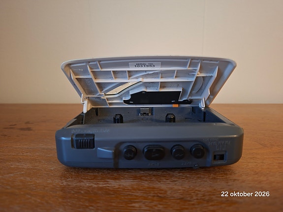 Product image 8 of 9