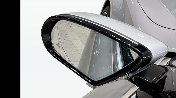 Mercedes-Benz E 220 d 9 of 26