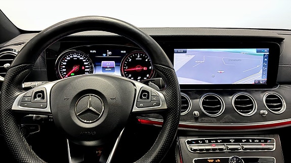 Mercedes-Benz E 220 d 14 of 26