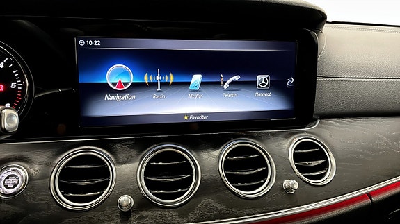 Mercedes-Benz E 220 d 15 of 26