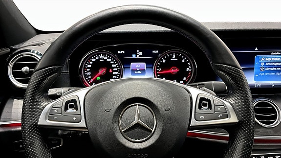 Mercedes-Benz E 220 d 21 of 26
