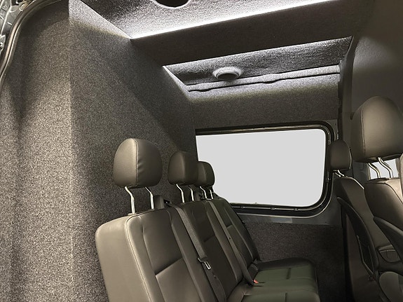Mercedes-Benz Sprinter 319 10 of 16