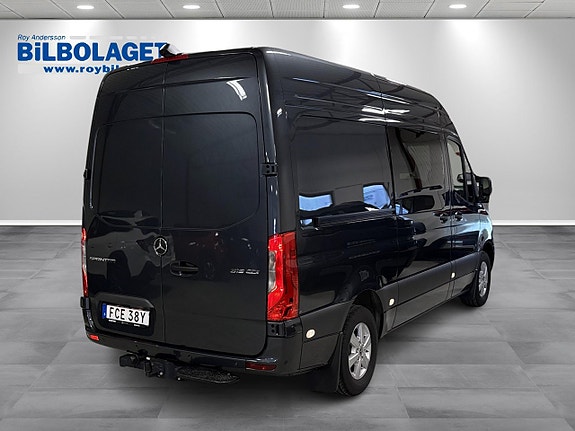 Mercedes-Benz Sprinter 319 3 of 16