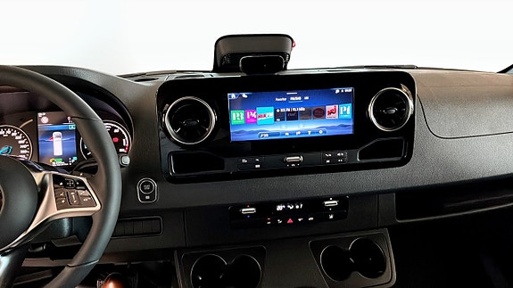 Mercedes-Benz eSprinter 420 12 of 12