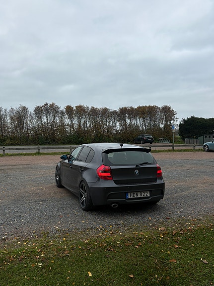 BMW 120d 5 of 14