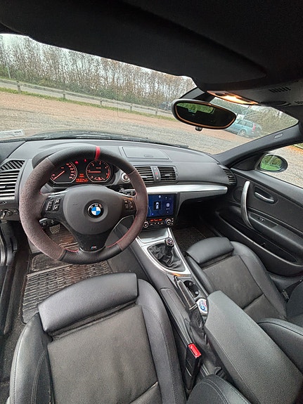 BMW 120d 9 of 14