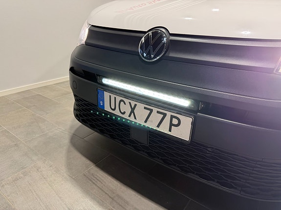 Volkswagen Caddy Maxi 9 of 19