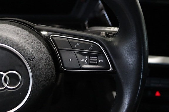 Audi A3 8 of 16