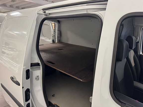 Renault Kangoo Express Maxi 6 of 13