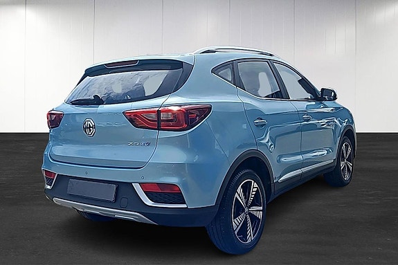 MG ZS EV 4 of 19