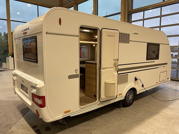 Adria 542 PH /Queenbädd /1595kr i mån 3 of 26