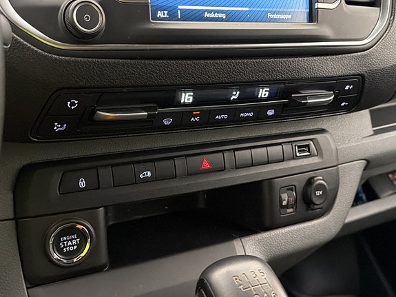 Toyota Proace 25 of 30