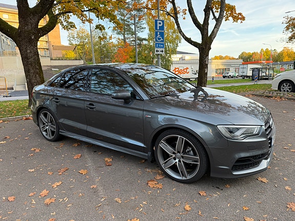 Audi A3 4 of 9