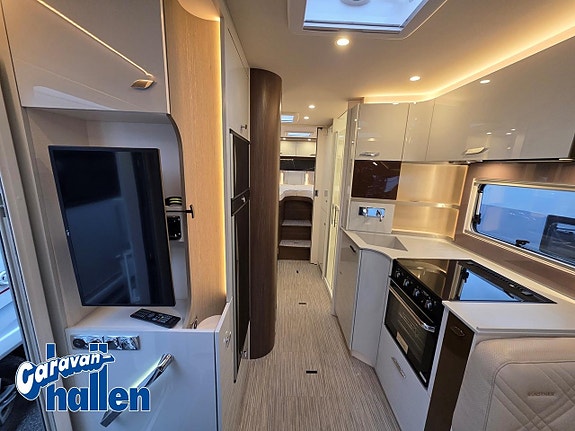 Bürstner 910 Elegance 24 of 26