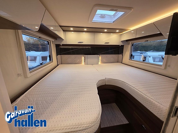 Bürstner 910 Elegance 8 of 26