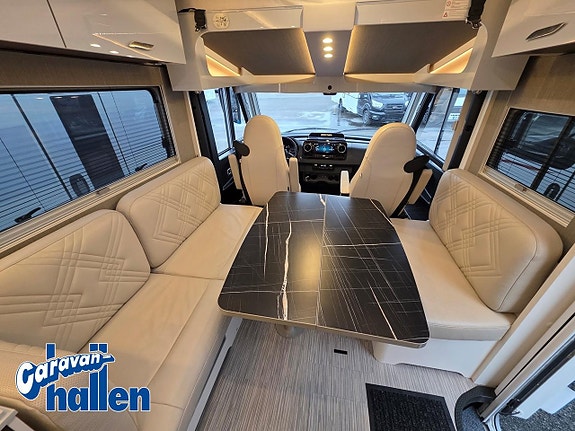 Bürstner 910 Elegance 21 of 26
