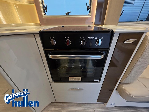 Bürstner 910 Elegance 20 of 26