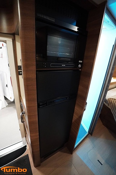 Rapido 8096dF 180hk Automat 4500kg 9 of 21