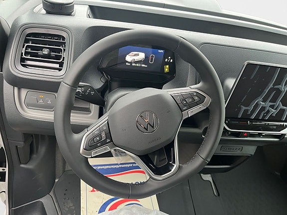 Volkswagen ID. Buzz 12 of 15