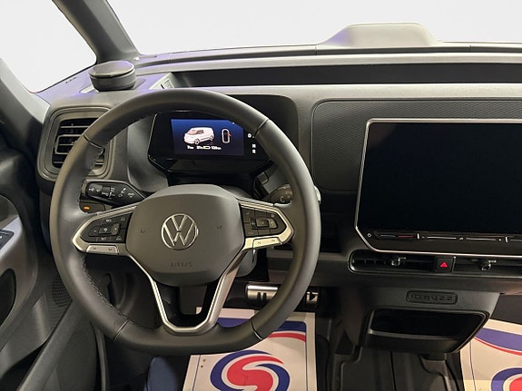 Volkswagen ID. Buzz 10 of 15