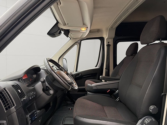 Peugeot Boxer 15 of 28