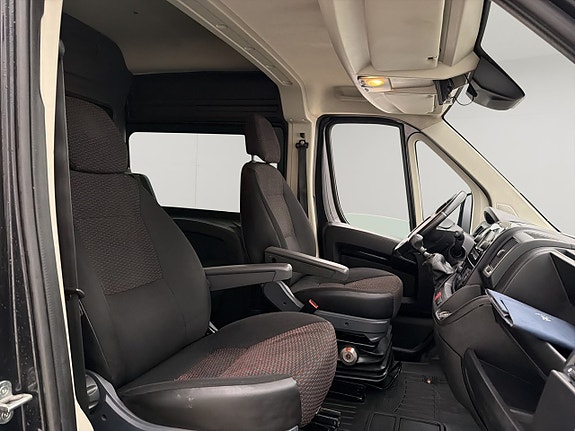 Peugeot Boxer 23 of 28
