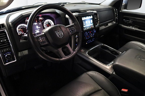 Dodge RAM 1500 7 of 12