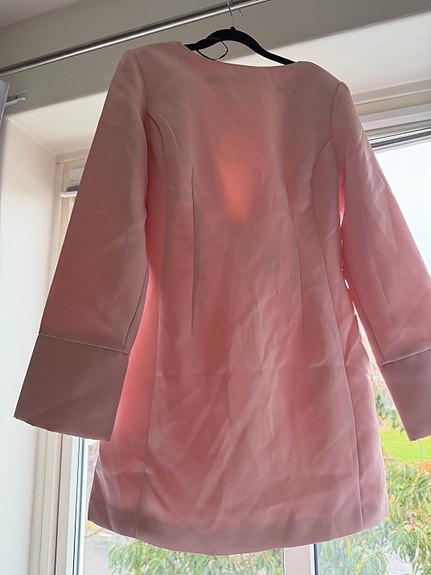 Product image 1 of 7