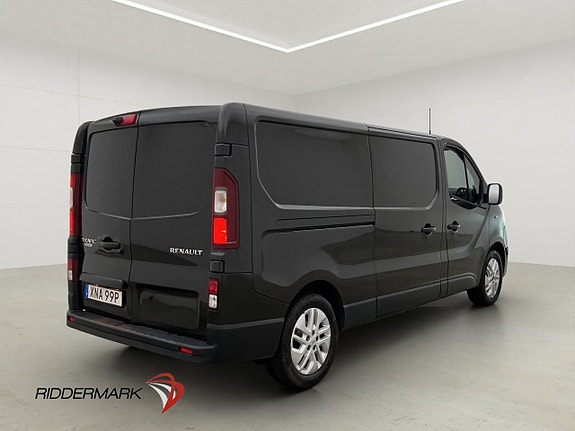 Renault Trafic 9 of 29