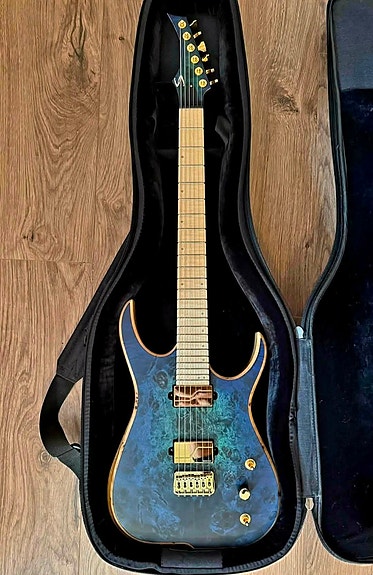 Product image 1 of 3