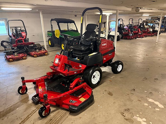 Toro 3280D 4WD Åkgräsklippare