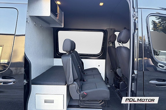 Mercedes-Benz Sprinter 319 16 of 20