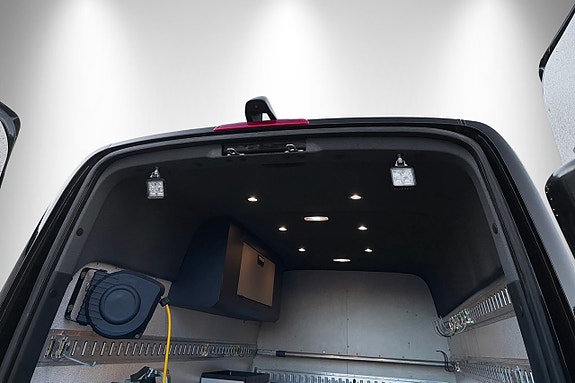 Mercedes-Benz Sprinter 319 11 of 20