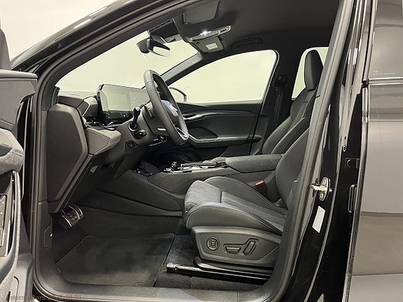 Audi Q6 e-tron 5 of 15